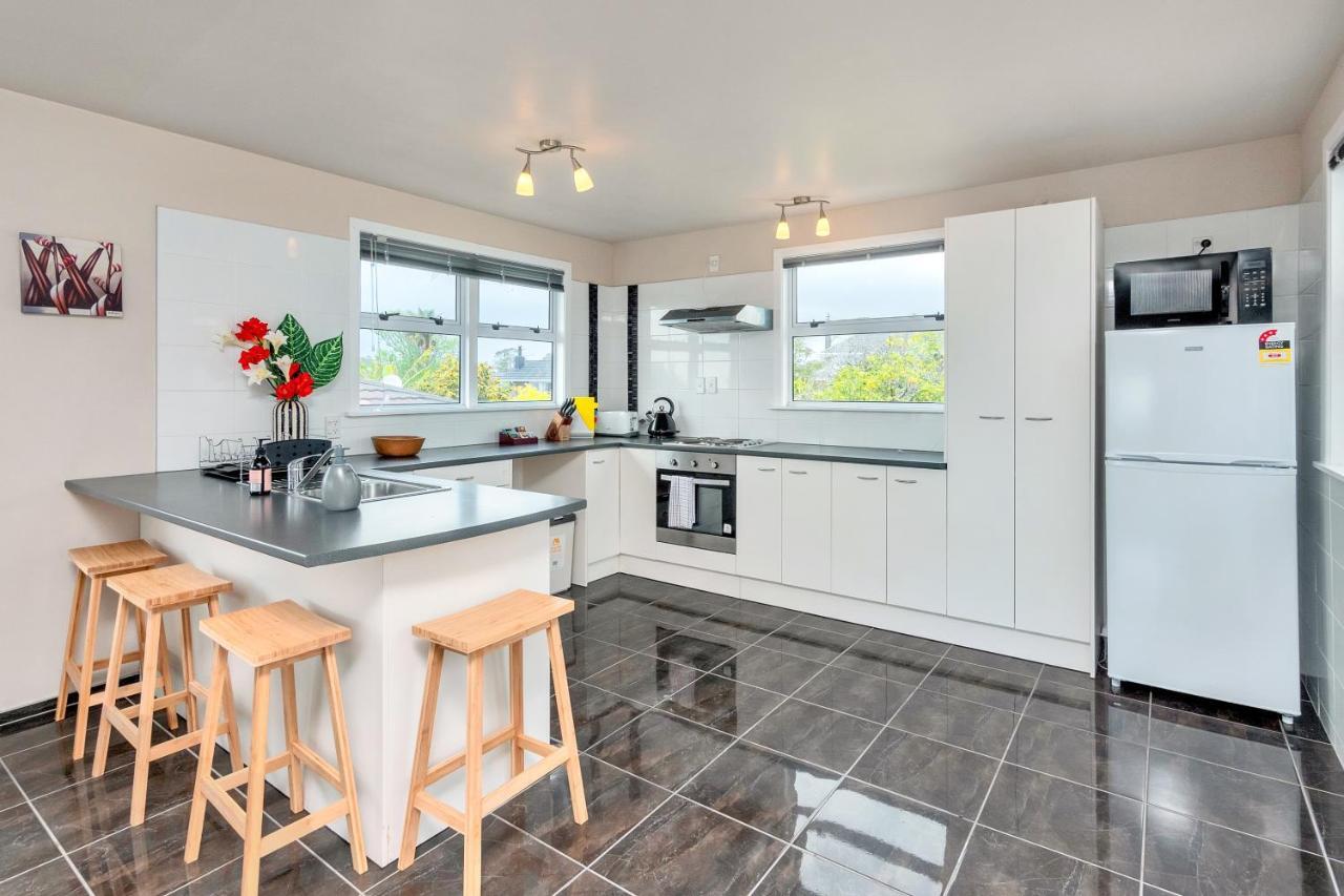 Fabulous Three Bedroom Home In Pakuranga Όκλαντ Εξωτερικό φωτογραφία