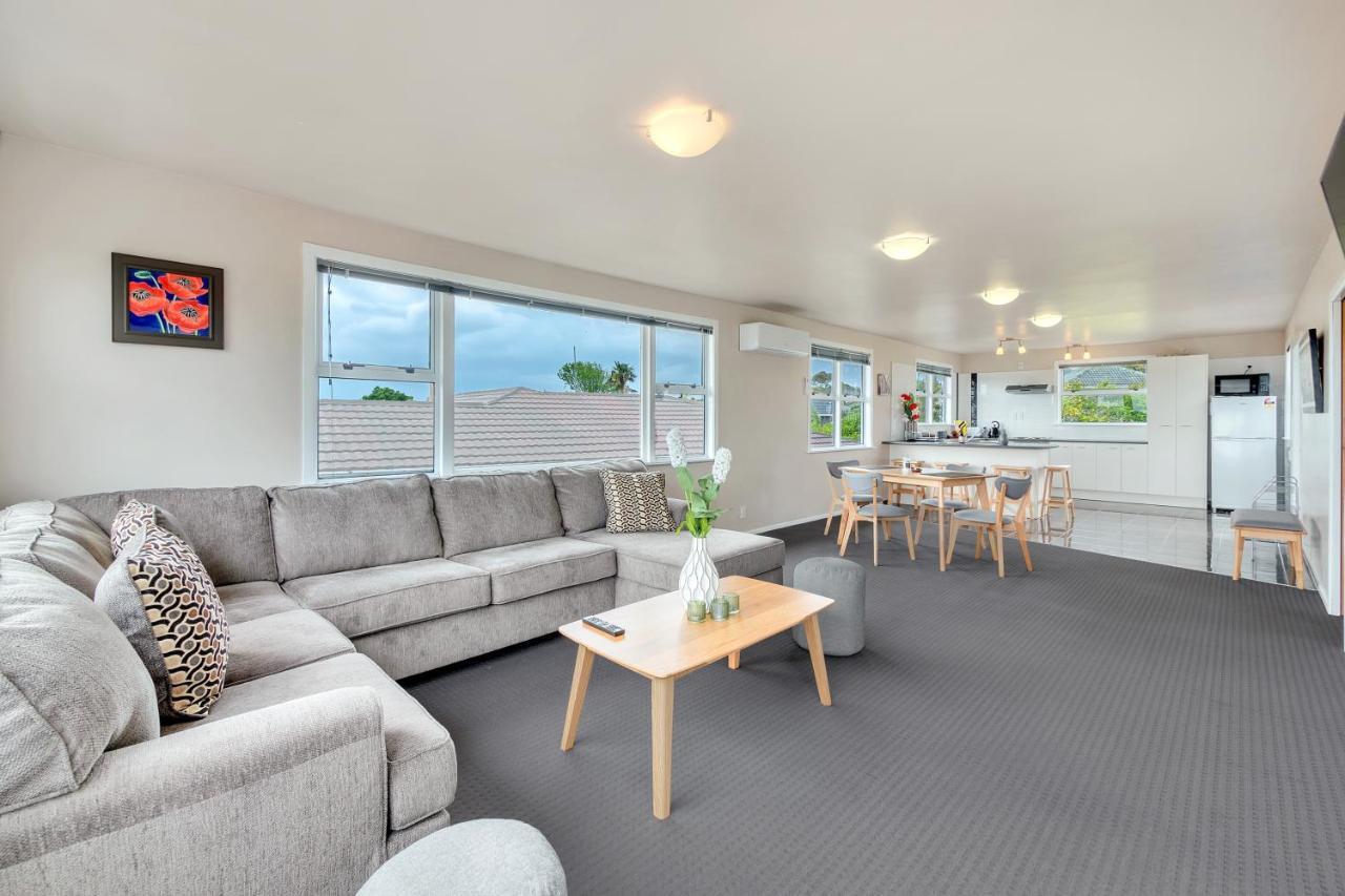 Fabulous Three Bedroom Home In Pakuranga Όκλαντ Εξωτερικό φωτογραφία